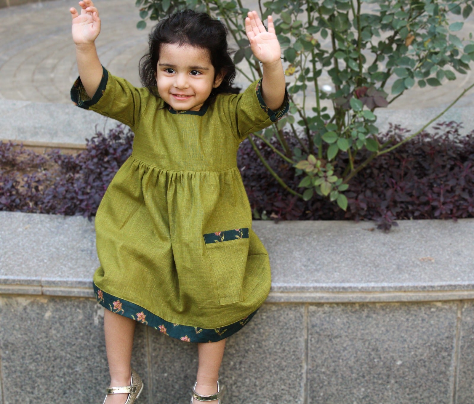 KOSHBERRY Pure Soft Cotton Frock for Baby Girl | 3/4 Bell Sleeves Dress with Single Pocket | Stylish Knee Length Casual Dress for Girls with Astar/Lining